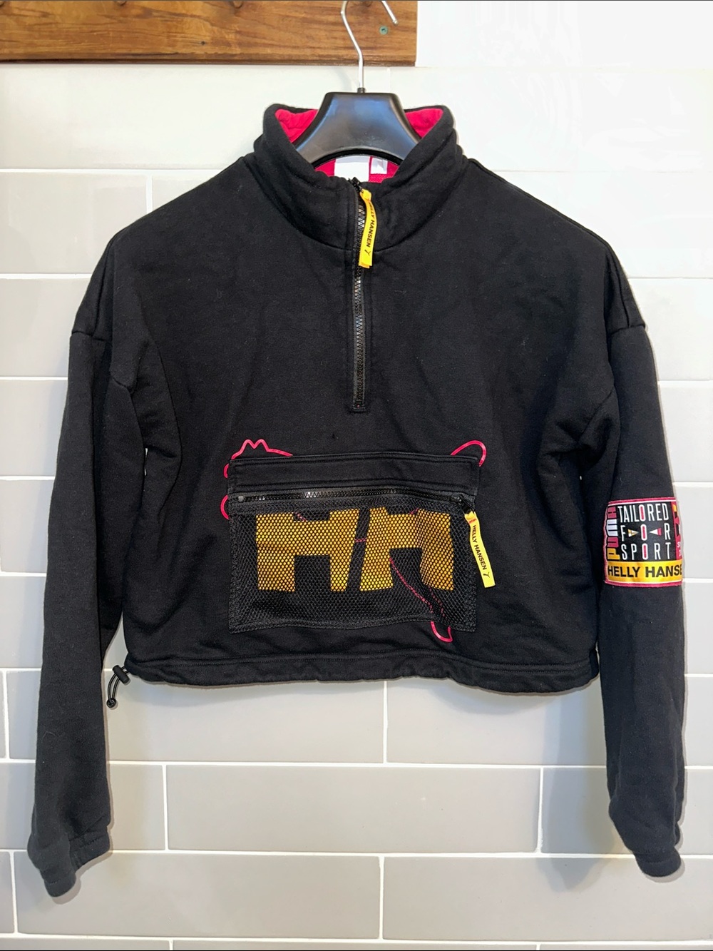 Limited Edition PUMA x Helly Hansen Women’s Cropped Quarter Zip Fleece